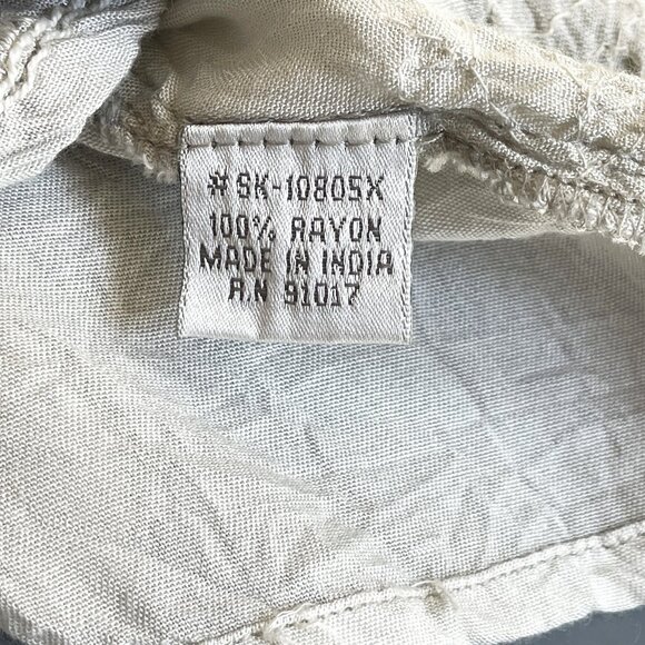 SOLITAIRE Women’s Boho Embroidered Gray Tunic Top Size 2X - Picture 10 of 11